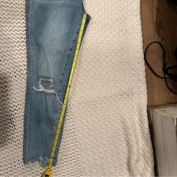 Vervet Jeans Womens Size 29 Blue Denim Stretch Distressed Skinny Leg Button Fly - Picture 5 of 7